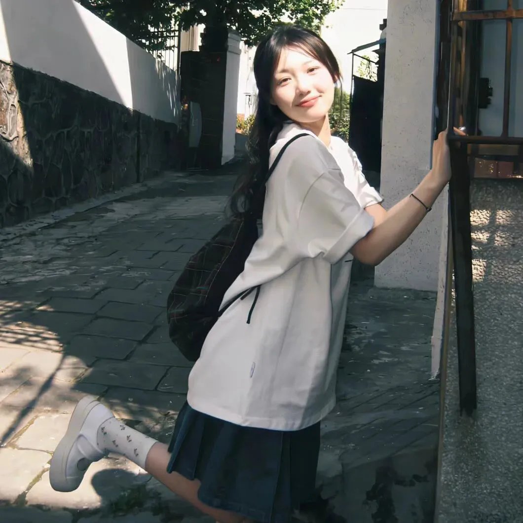 红色